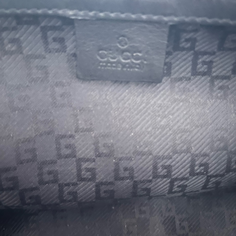 Gucci Black Leather Handbag with Bamboo Accent - Picture 15 of 16